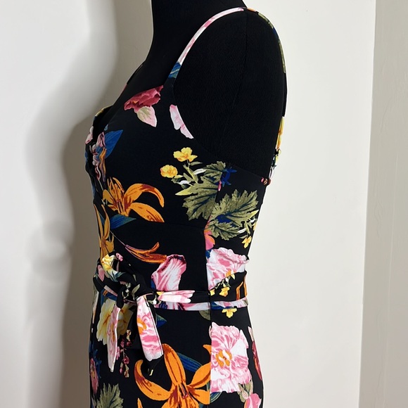 GUESS Black Floral Jumpsuit XS - Picture 6 of 7